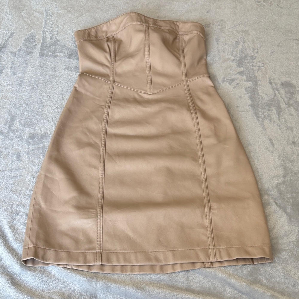 Social Tourist Women's Cream Faux Leather Strapless Dress Size XS EUC
